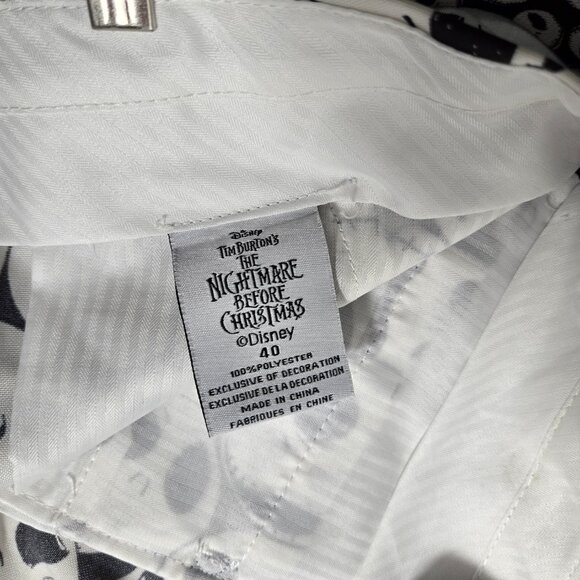 DISNEY Official TIM BURTON'S THE NIGHTMARE BEFORE CHRISTMAS Pants Men's Size 32. - Picture 12 of 17